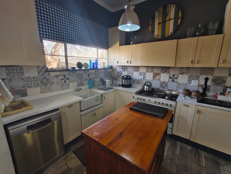 10 Bedroom Property for Sale in Parys Free State